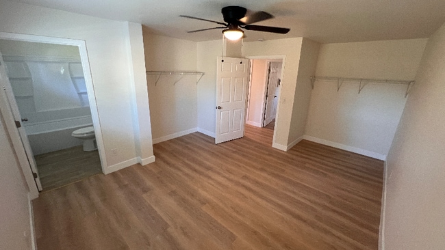 1142 N Broadway in Escondido, CA - Building Photo - Building Photo