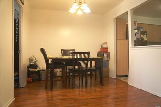 164-48 84th Ave in Queens, NY - Building Photo - Building Photo