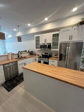 1159 W 17th St in Chicago, IL - Building Photo - Building Photo