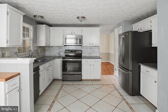 5941 Iron Frame Way in Columbia, MD - Building Photo - Building Photo