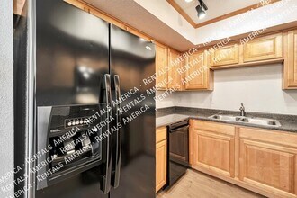 1340 N Recker Rd in Mesa, AZ - Building Photo - Building Photo