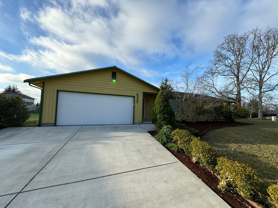 9323 Pinedrop Dr SE in Olympia, WA - Building Photo