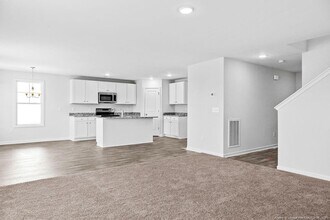 829 Old Angus Ln in Spring Lake, NC - Building Photo - Building Photo