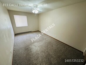 10 9th Ave SW in Aberdeen, SD - Building Photo - Building Photo
