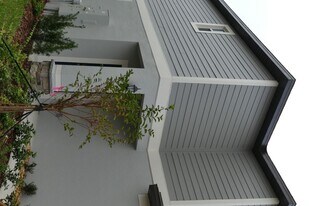 10184 Honey Hammock Wy in San Antonio, FL - Building Photo