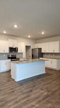 1372 Amberview Ln in Kernersville, NC - Building Photo - Building Photo