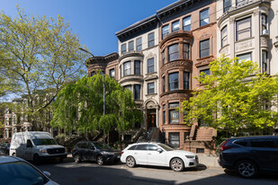 561 1St Street in Brooklyn, NY - Foto de edificio - Building Photo