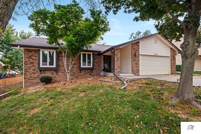 3717 Burr Oak Dr in Bellevue, NE - Building Photo - Building Photo