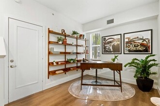 ANKR Wilton Manors in Wilton Manors, FL - Building Photo - Building Photo
