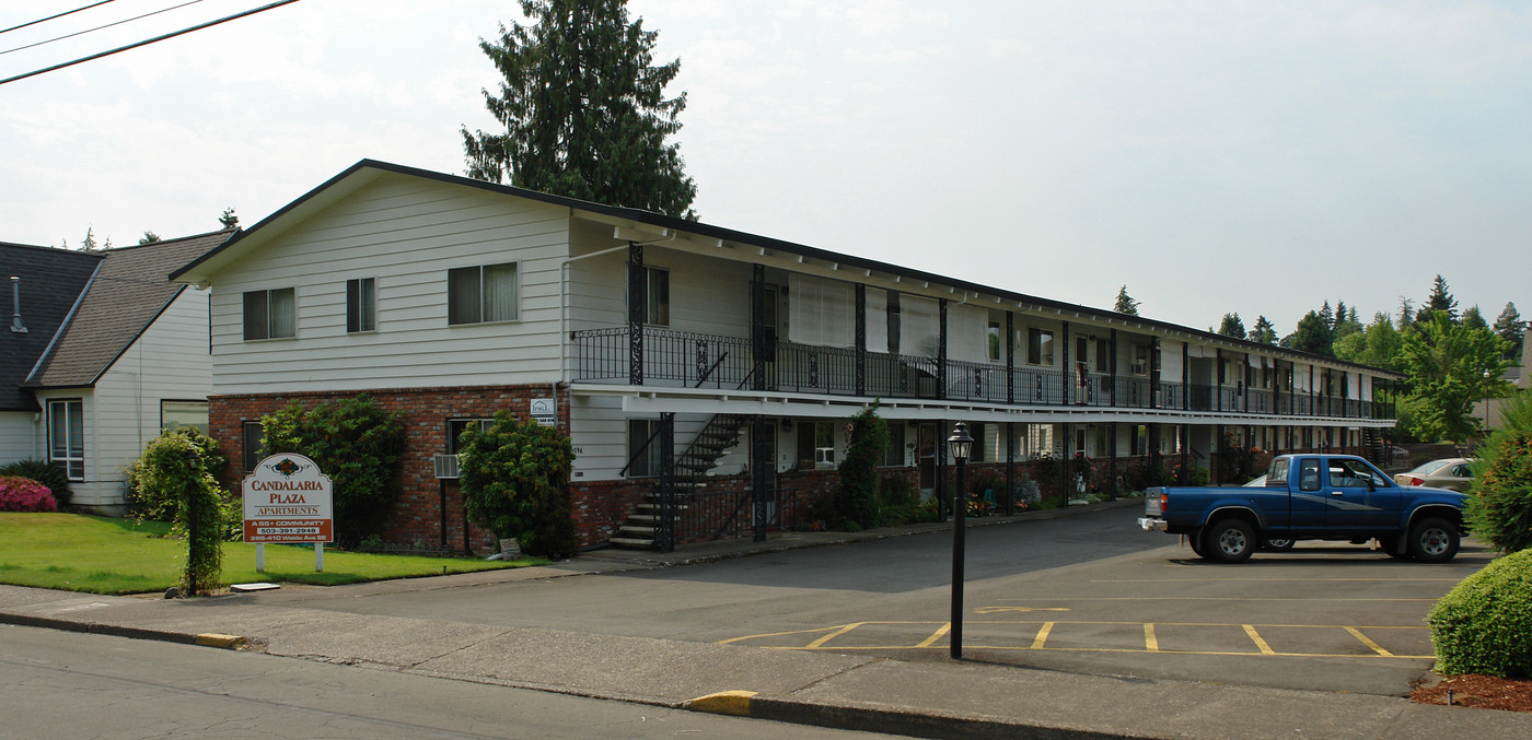 Candalaria Plaza Apartments in Salem, OR - Foto de edificio