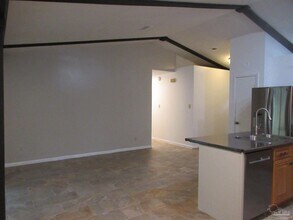 5337 E Avenida De Golf in Milton, FL - Building Photo - Building Photo