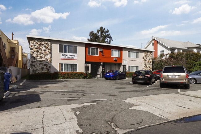 C99--1211 West 28th Street in Los Angeles, CA - Building Photo - Building Photo