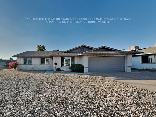 property at 2440 E Manhatton Dr