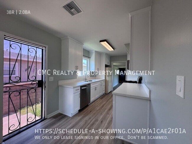 776 N Grand St in Orange, CA - Building Photo - Building Photo