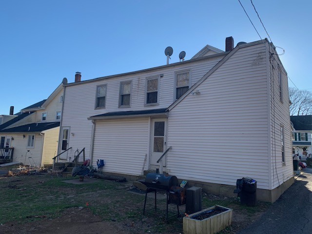 551 N Main St in Stewartsville, NJ - Building Photo - Other