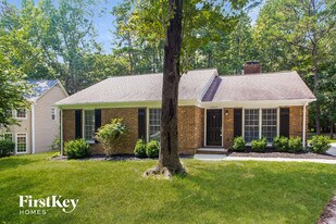 8304 Lacewood Pl in Charlotte, NC - Building Photo