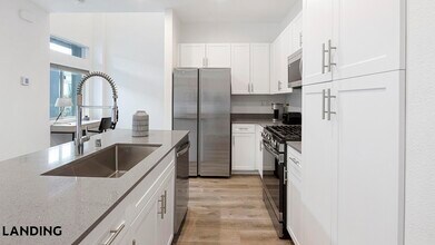 2705 N Rancho Dr in Las Vegas, NV - Building Photo - Building Photo