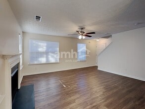 114 Nacoochee Way in Canton, GA - Foto de edificio - Building Photo