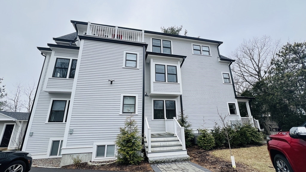 440 Washington St in Wellesley, MA - Building Photo