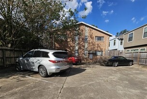 1806 W Main St in Houston, TX - Building Photo