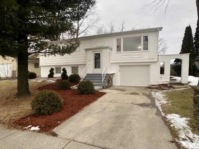 4265 188th St in Country Club Hills, IL - Building Photo
