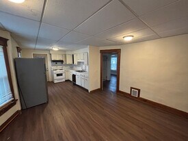 65 Schubert St in Binghamton, NY - Building Photo