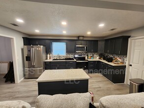 5126 Stonegate Dr in Columbus, GA - Foto de edificio - Building Photo