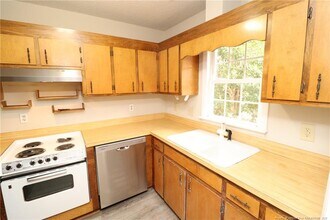 436 W Park St in Cary, NC - Building Photo - Building Photo