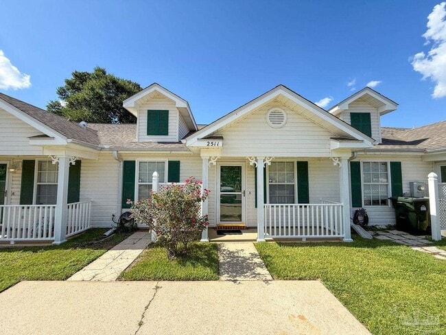 property at 2511 Trailwood Dr