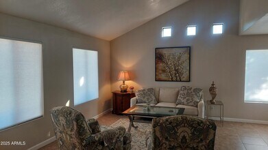459 E Marigold Ln in Tempe, AZ - Building Photo - Building Photo