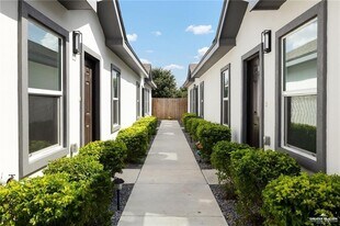 11 Ramirez St in Mission, TX - Building Photo
