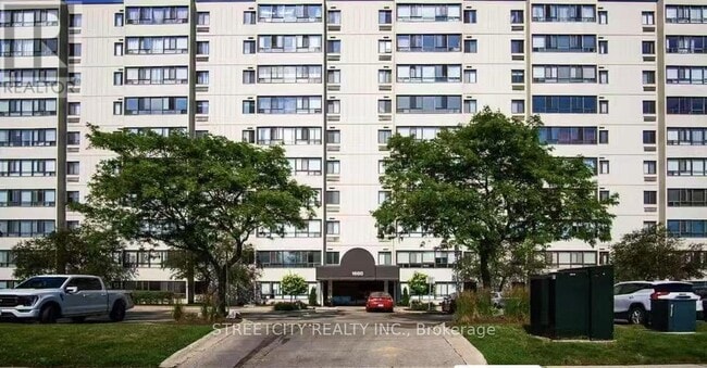 1600-1600 Adelaide St N in London, ON - Building Photo - Building Photo