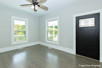 62 Pine St in Grayslake, IL - Building Photo - Building Photo