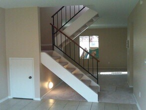 1206 E Fesler St in Santa Maria, CA - Building Photo - Building Photo