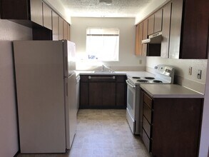 2602 NW Coolidge Way in Corvallis, OR - Foto de edificio - Building Photo