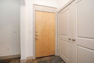 1901 Post Oak Blvd in Houston, TX - Building Photo - Building Photo