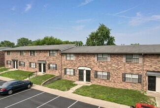 Postbrook East Apartments in Indianapolis, IN - Foto de edificio - Building Photo