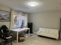 835 Hermiston Dr, Unit Studio king size space in San Jose, CA - Building Photo - Building Photo