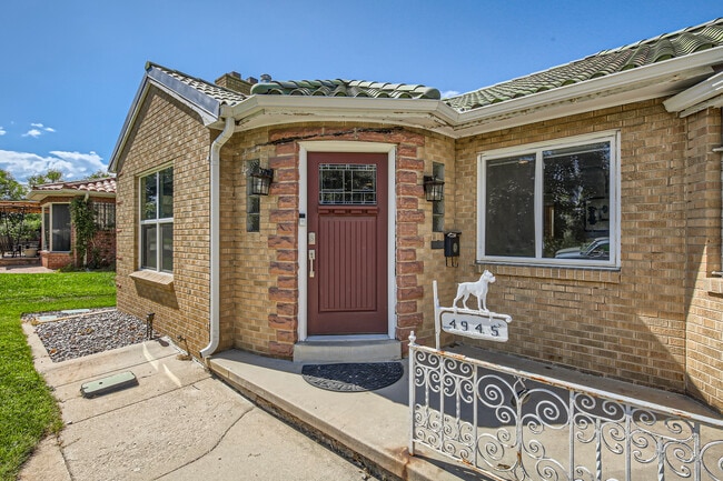4945 W 35th Ave in Denver, CO - Building Photo - Building Photo
