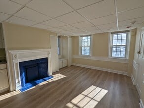 24 North St, Unit 8 in Plymouth, MA - Building Photo - Building Photo
