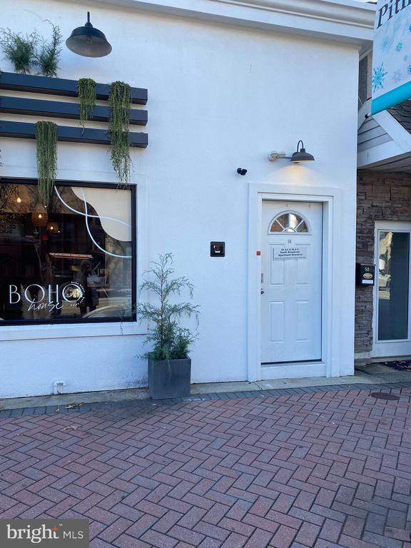 property at 58 S Broadway