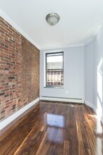 124 Ridge St, Unit 4 in New York, NY - Building Photo - Building Photo