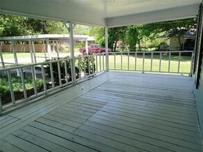 8335 Horseshoe Cir in Kemp, TX - Building Photo - Building Photo