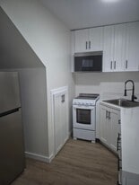 Lloyd Court Apartments in Aptos, CA - Building Photo