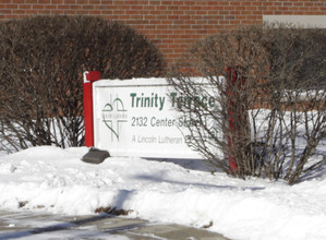 Trinity Terrace in Racine, WI - Foto de edificio - Building Photo