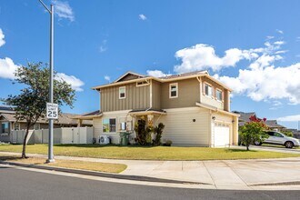 911569 Laauala St in Ewa Beach, HI - Building Photo - Building Photo
