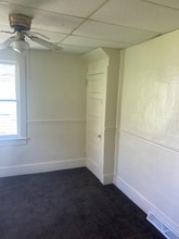 213 Cunningham St in Mercer, PA - Building Photo - Building Photo