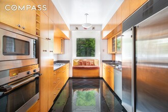 27 W 87th St in New York, NY - Building Photo - Building Photo