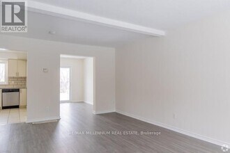 414 Stone Rd W in Guelph, ON - Building Photo - Building Photo