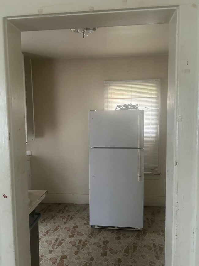 property at 1490 S Custer Rd